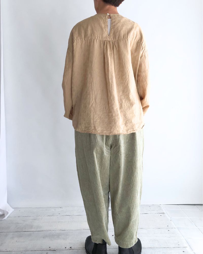 ANTIQUE ROSE JACQUARD MODERNIST BLOUSE in AntiqueBeige