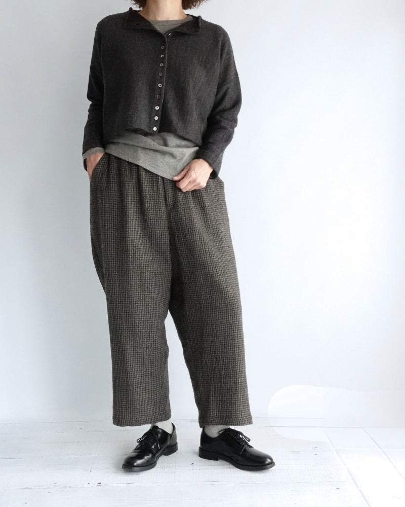 Yak Crew-Neck Pullover in Gray