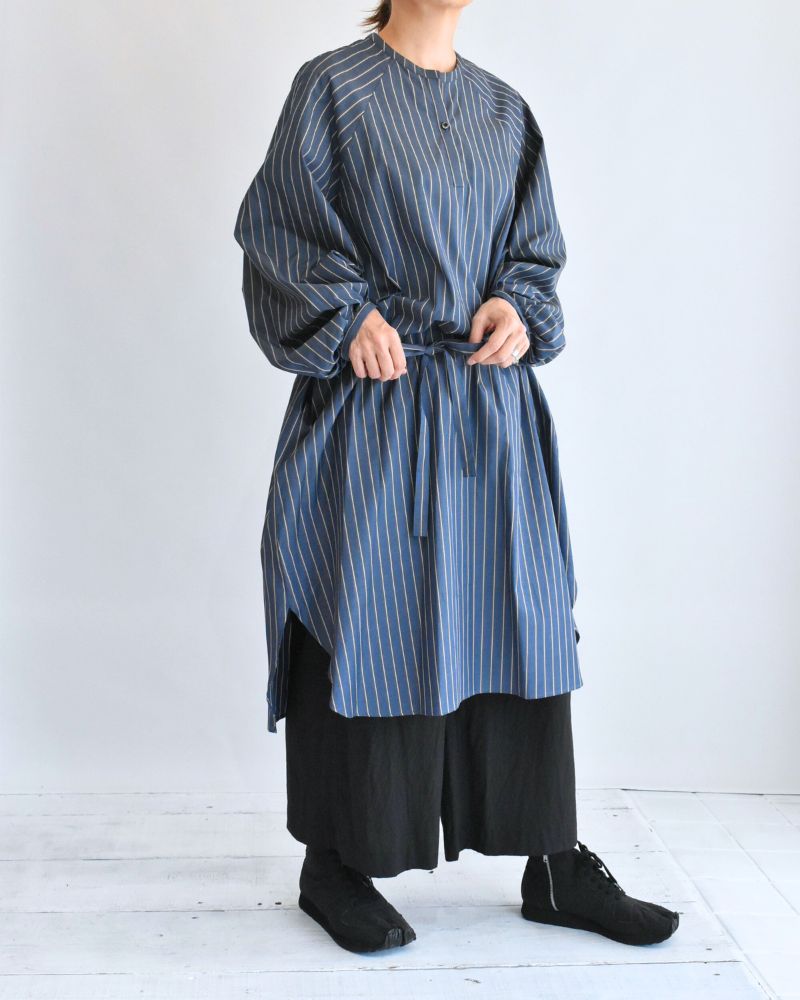 Balloon Sleeve Midi Dress in NavyStripe