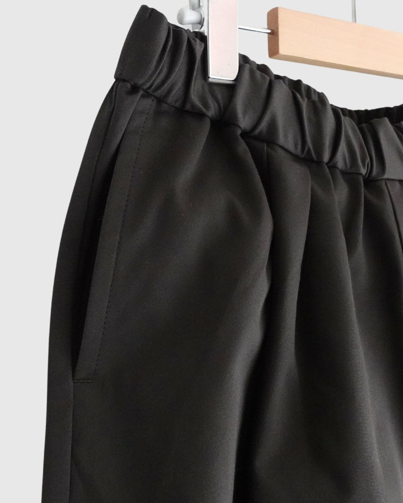 West Point 2-Tuck Tapered Easy Pants in CharcoalGray