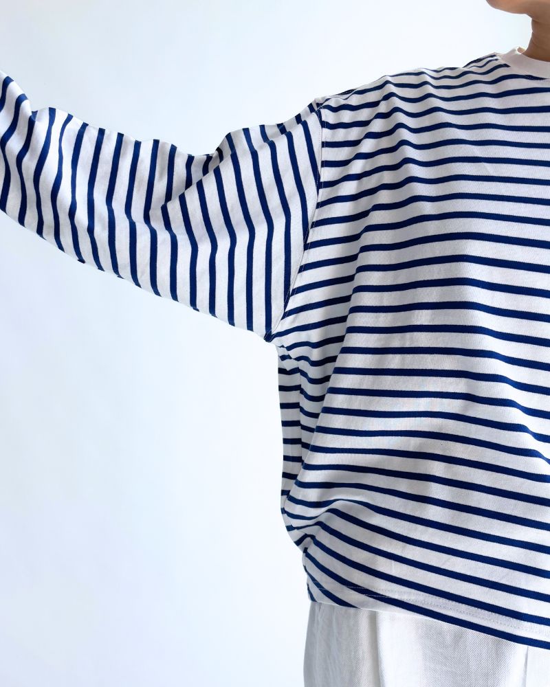 Tuck Cocoon T-shirt in Blue/White