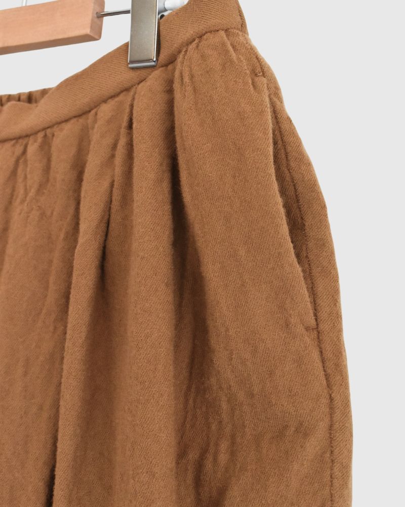 CAMILLE WOOL TUCK PANTS in Camel