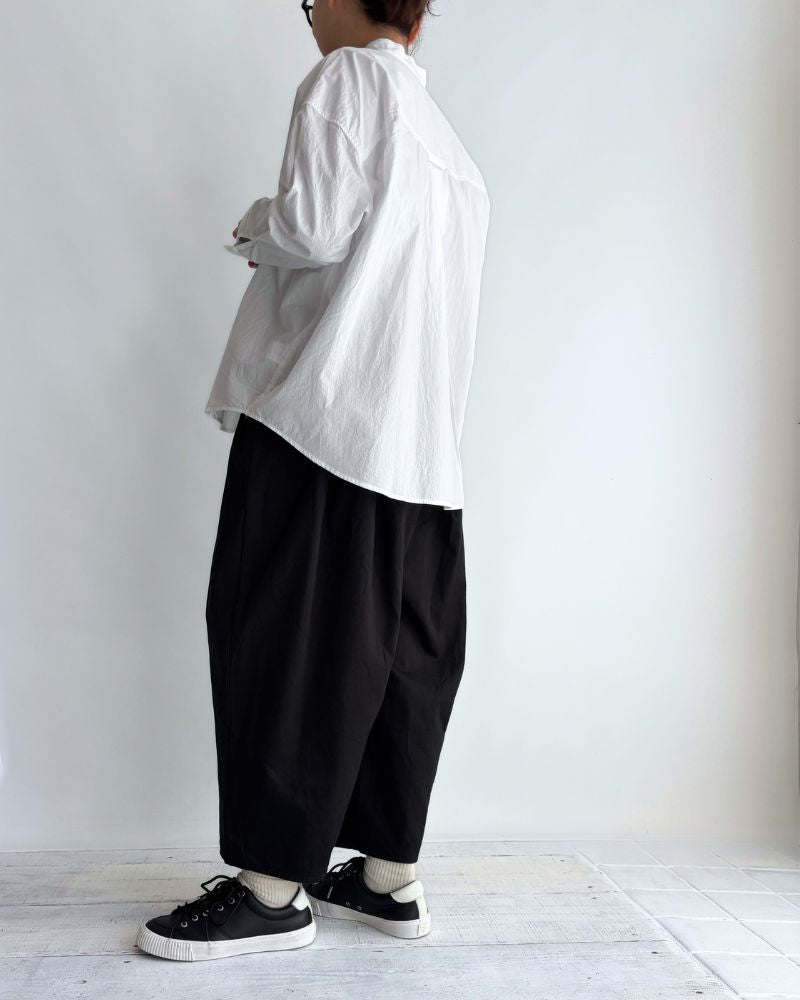 Satin Camille Tuckd Pants in Black