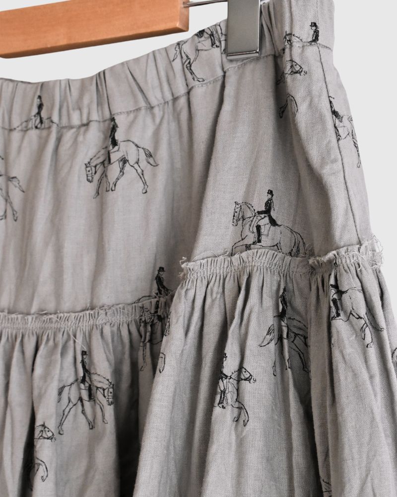 “Wind in her hair” GATHERED SKIRT in Gray