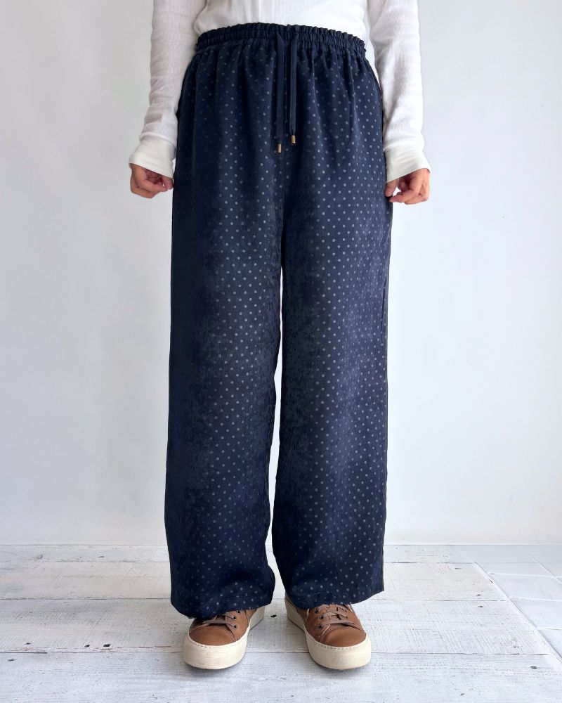 Embossed dot pants 'SONK' in Navy