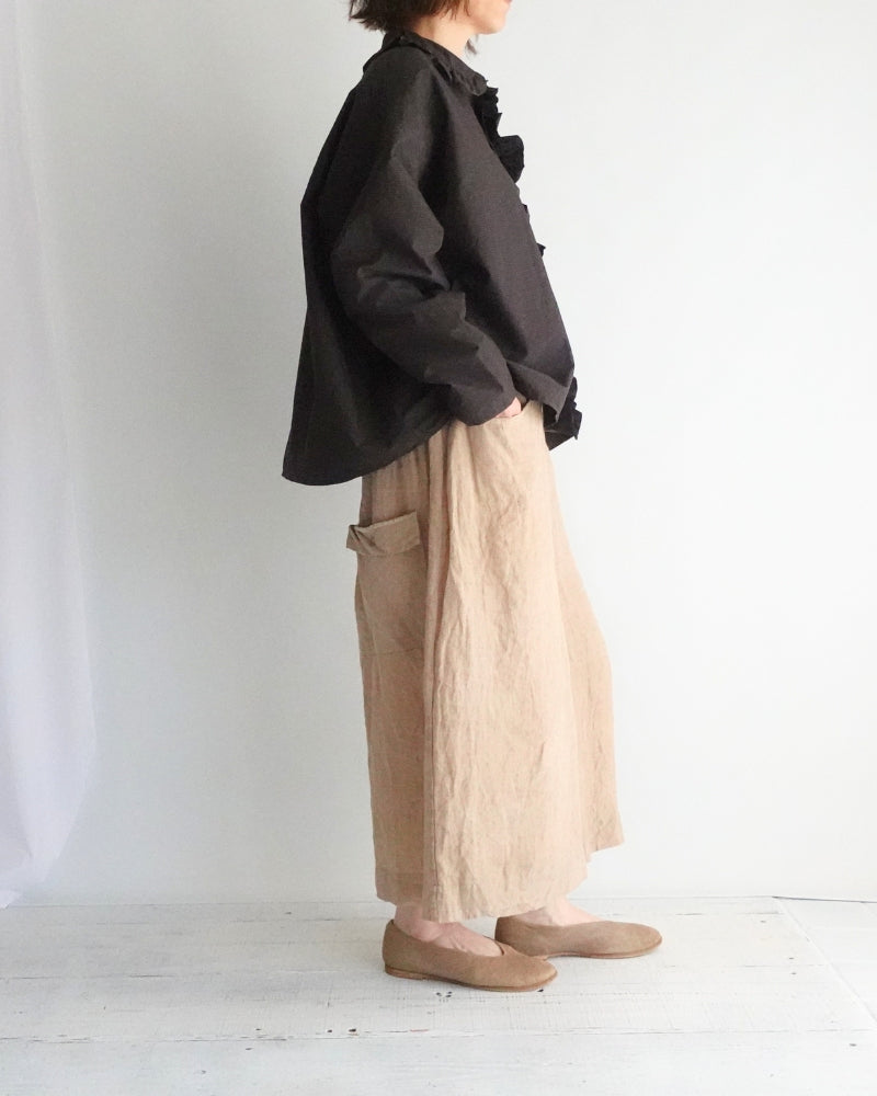 Collar & Front Frill Blouse in Brown