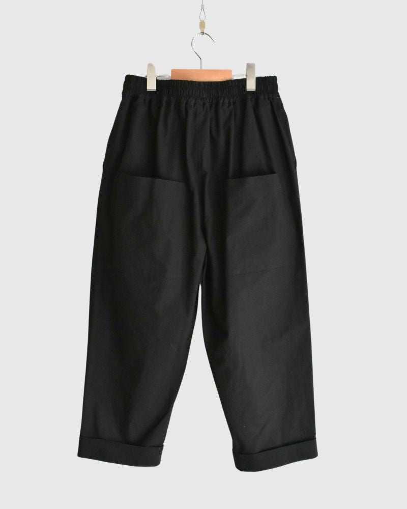 Easy Tapered Pants in Black