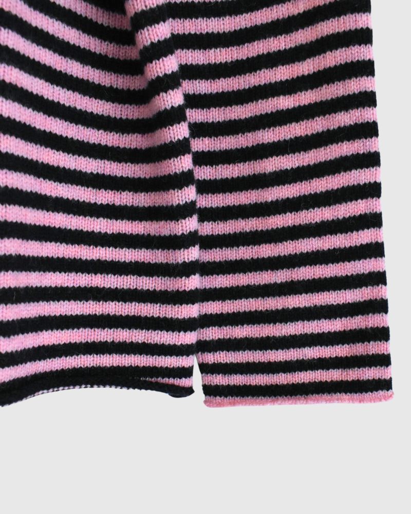 Border knit pullover in Pink/Navy
