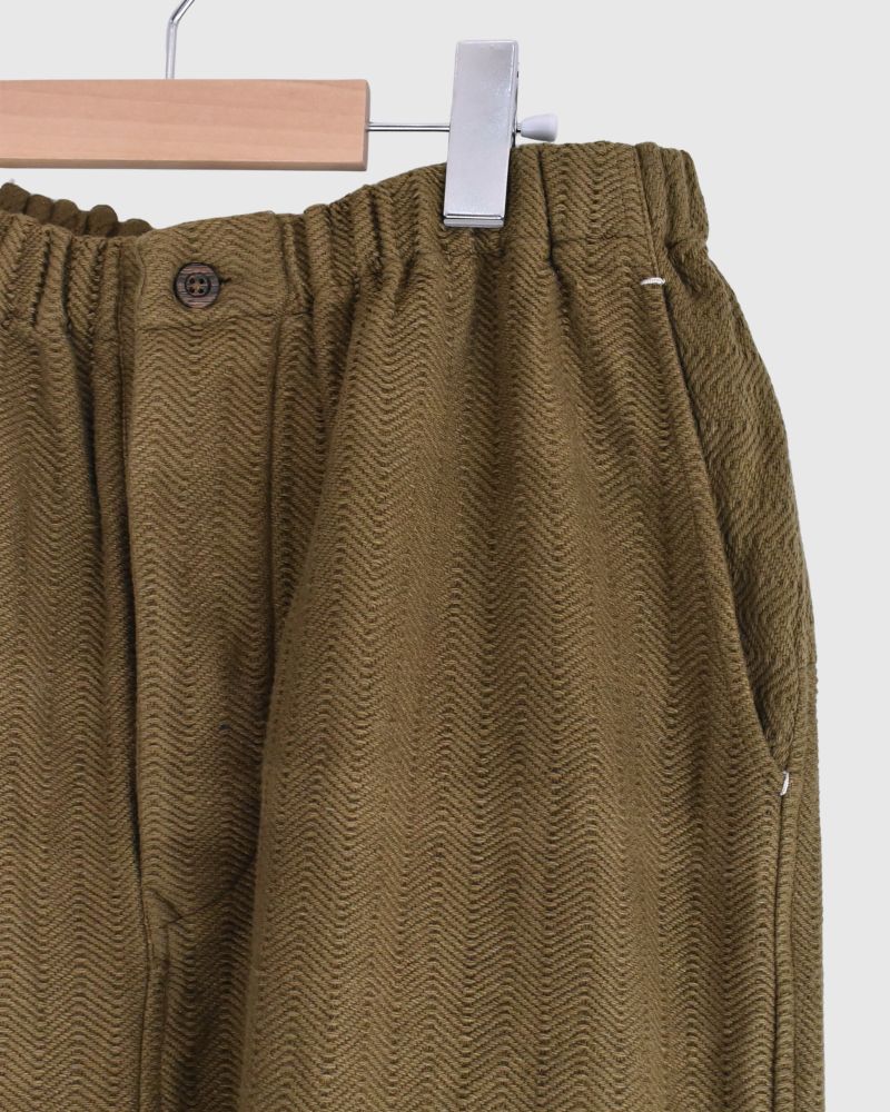 TEORI Cotton Herringbone Easy Tapered Pants in KhakiBrown