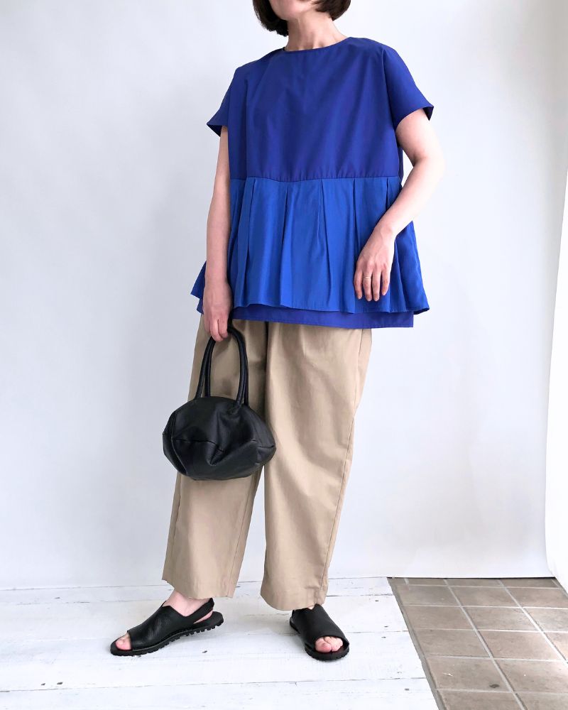 2WAY Tuck Design Top 'UTA' in Blue