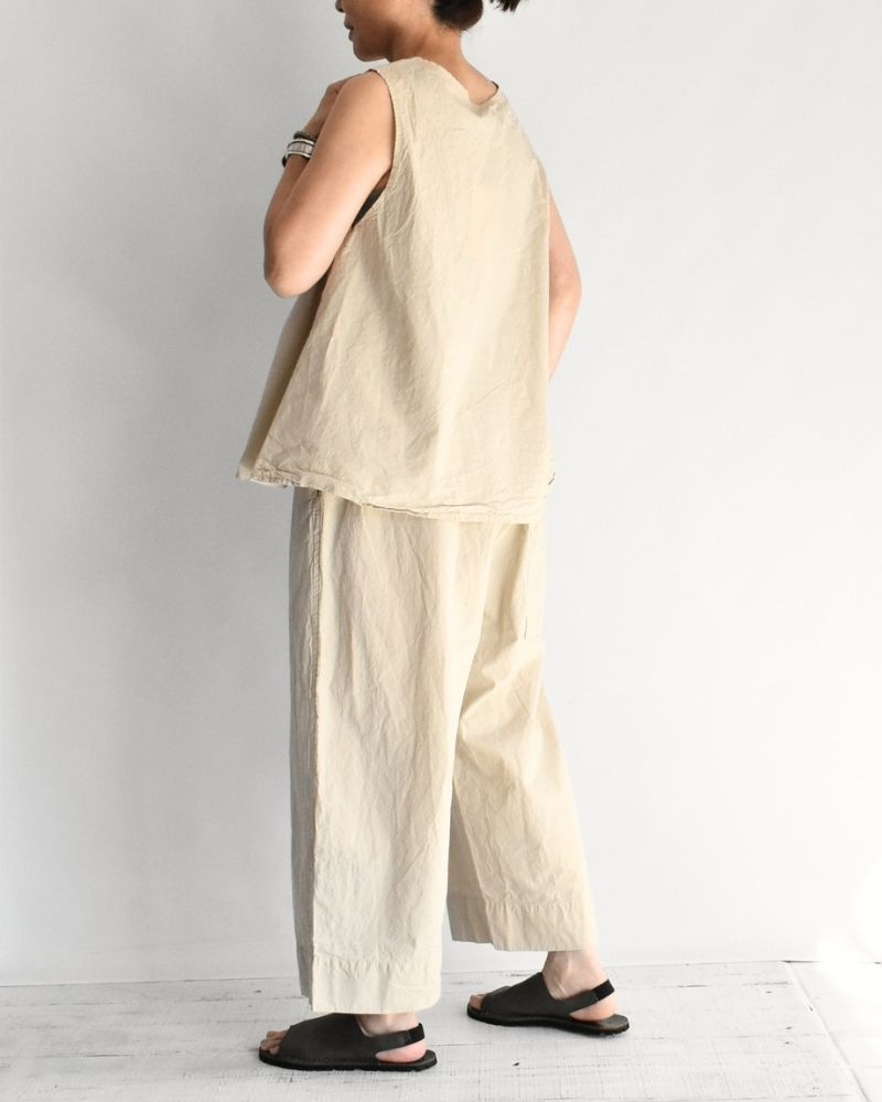Shrink Sleeveless Top in Beige