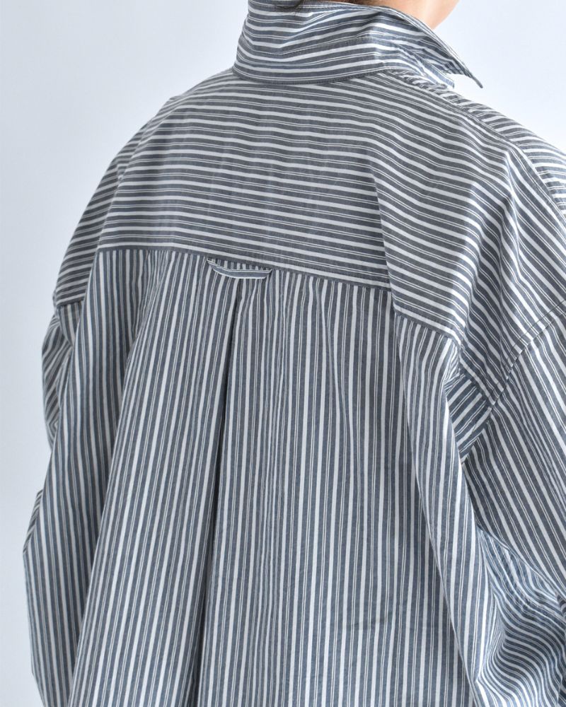 Regular Collar Big Shirt in White/Navy