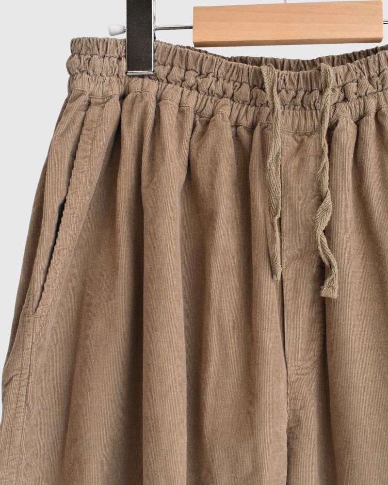 26 WALES CORDUROY OVERDYE EASY PANTS in Khaki