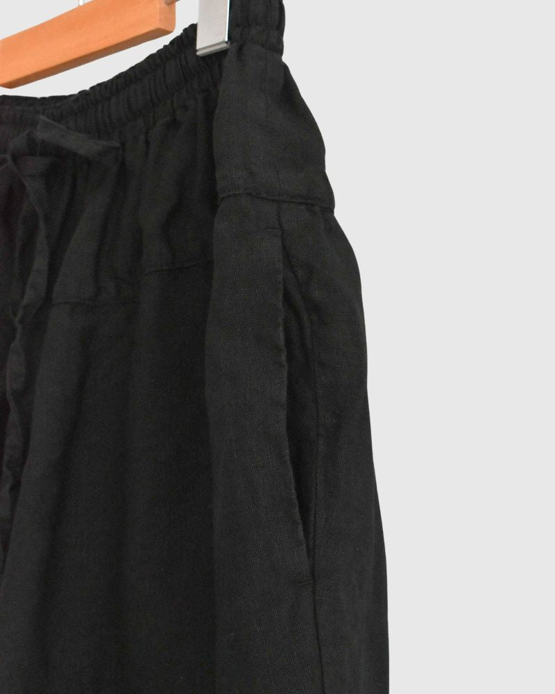 Antique scallop lace wide pants in Noir