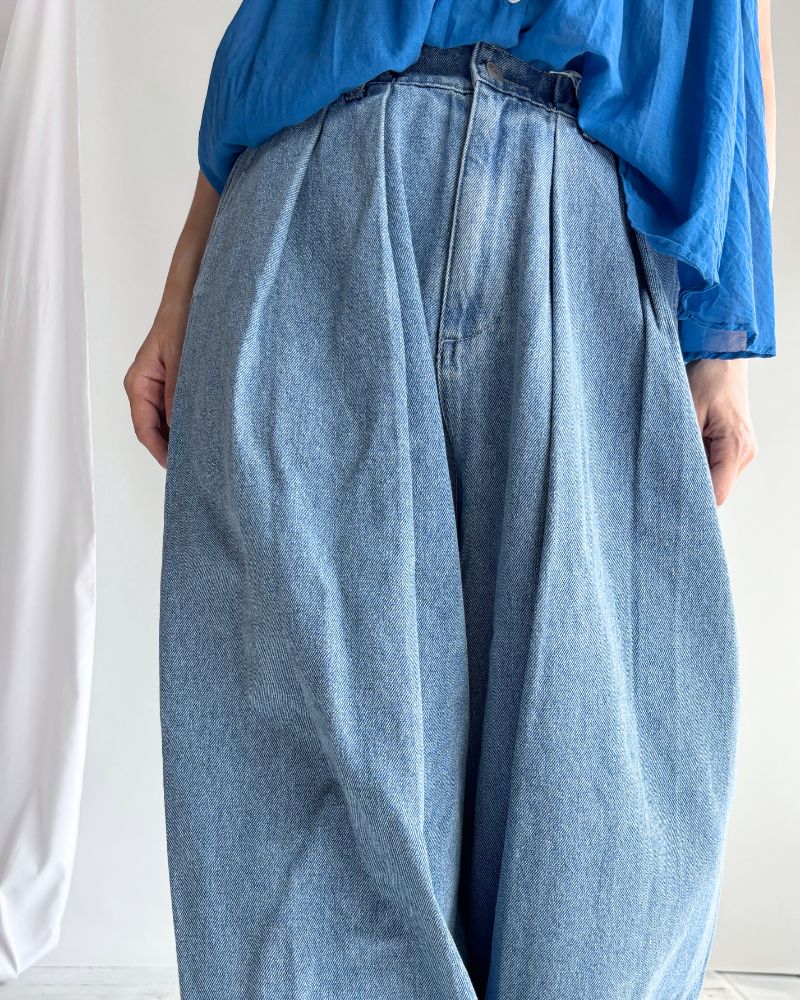 Hem Design Cocoon Silhouette Denim 'SAFY' in LightIndigo