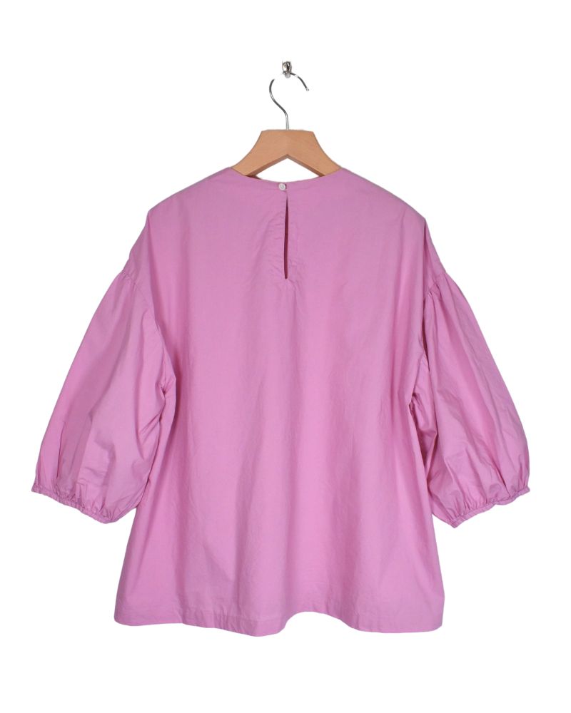 GATHER SLEEVE MODERNIST BLOUSE in Plum
