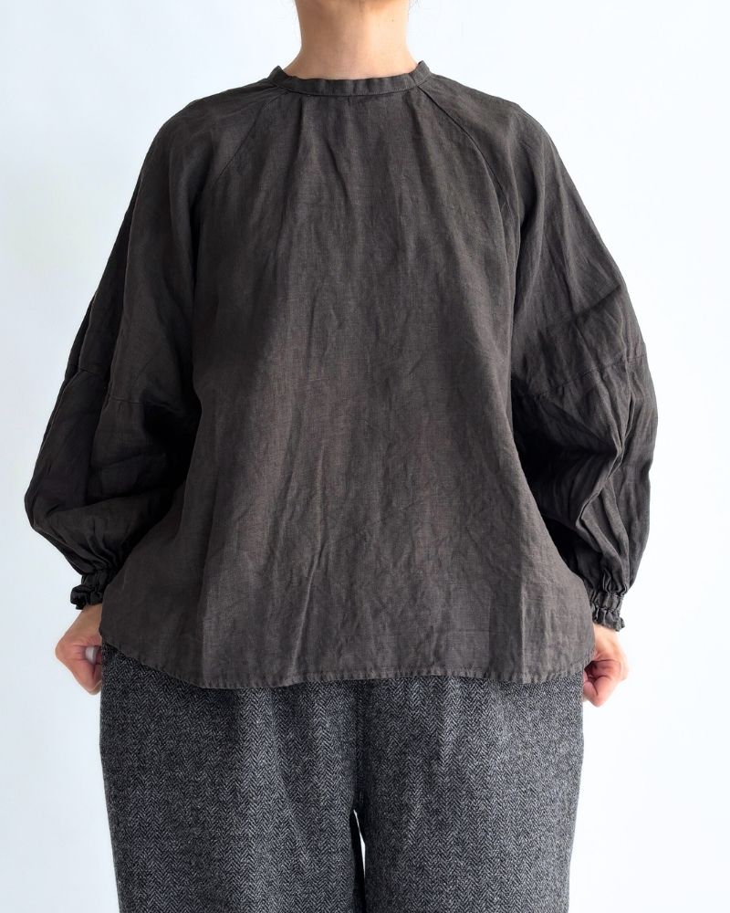 Atelier Blouse in Charcoal
