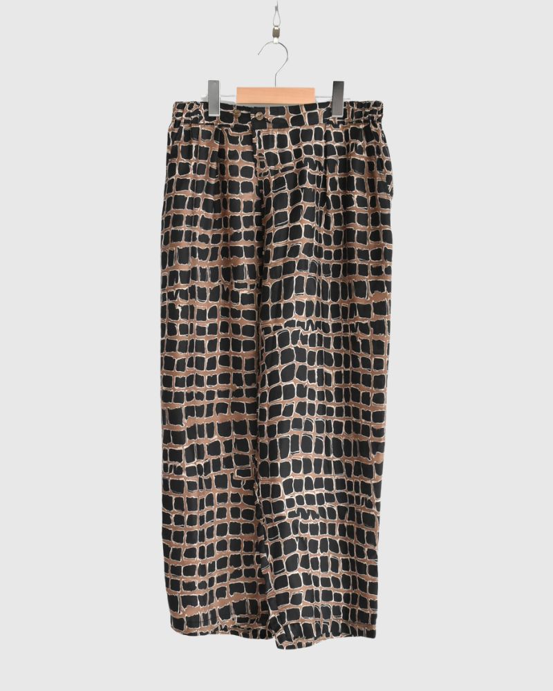 Cobblestone Pattern Easy Pants in CamelBlack