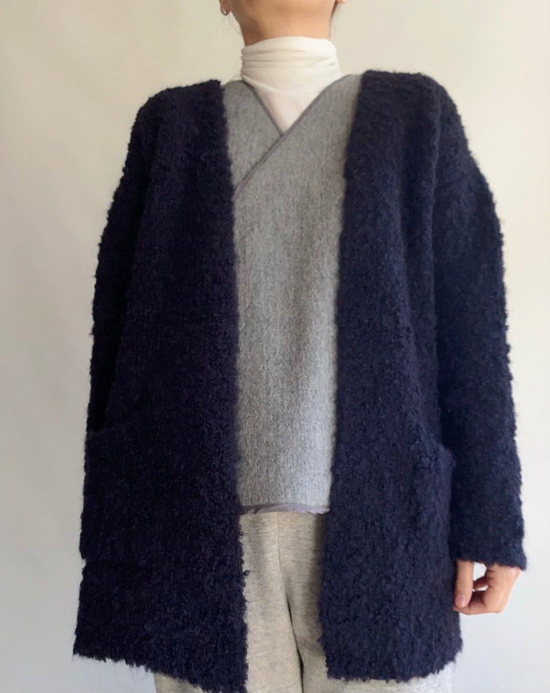 BOUCLE V-NECK CARDIGAN WITH PIN