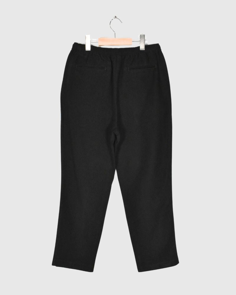 COTTON SUEDE EASY TAPERED PANTS in Black