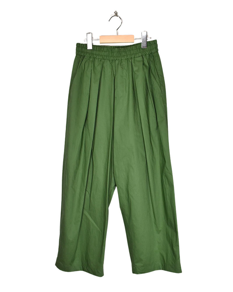 HAKAMA-POPLIN Tuck Easy Pants in Green