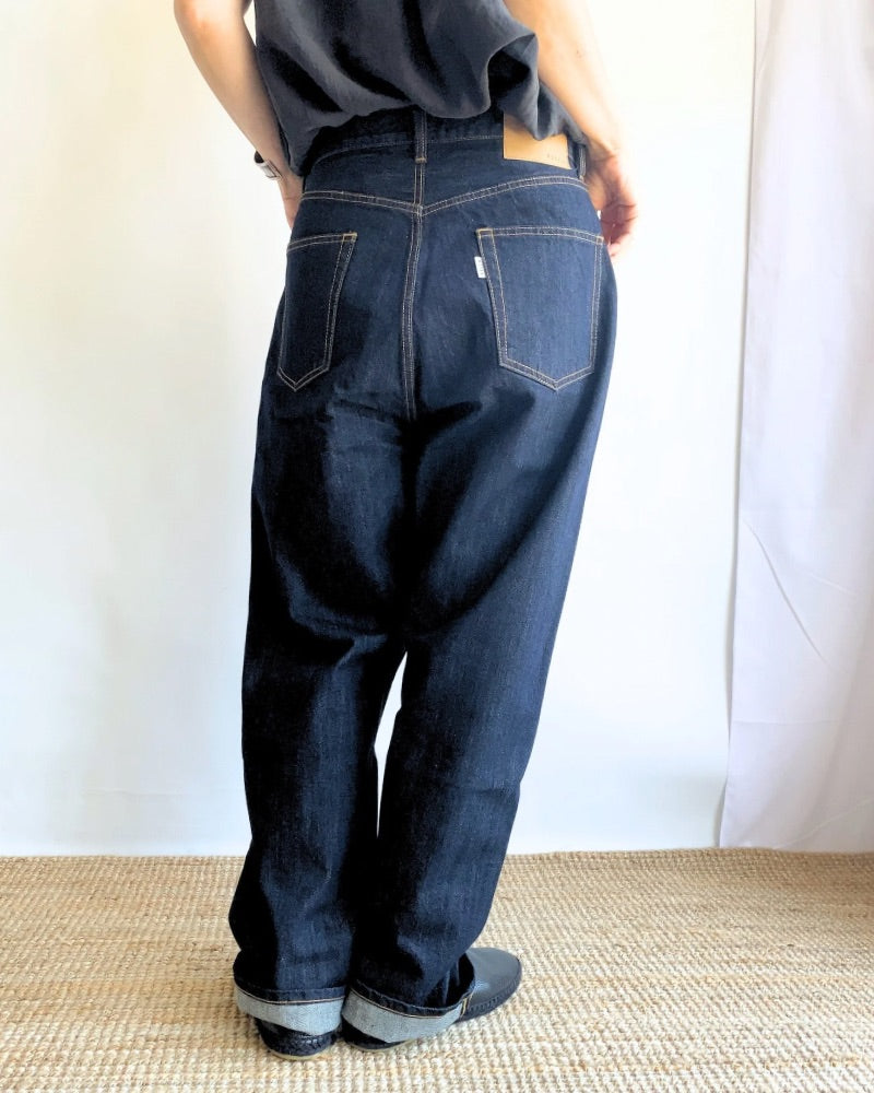 WIDE STRAIGHT DENIM'VEY' in One Wash