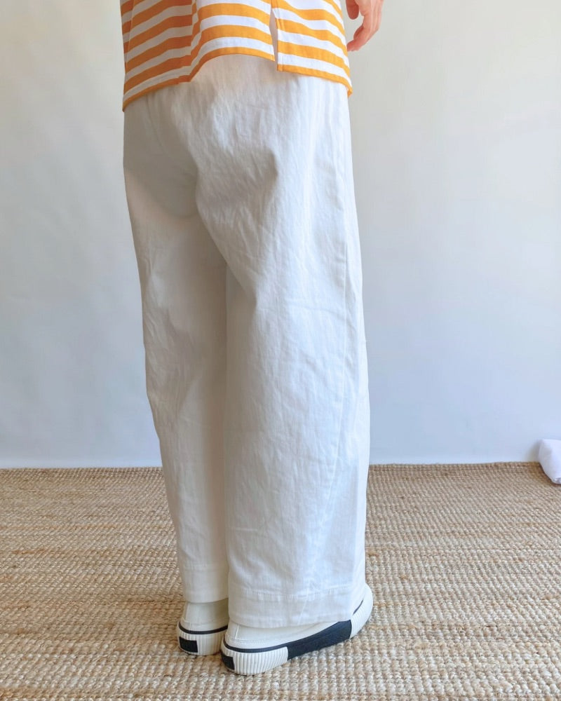 Easy cocoon pants (DENIM) in White