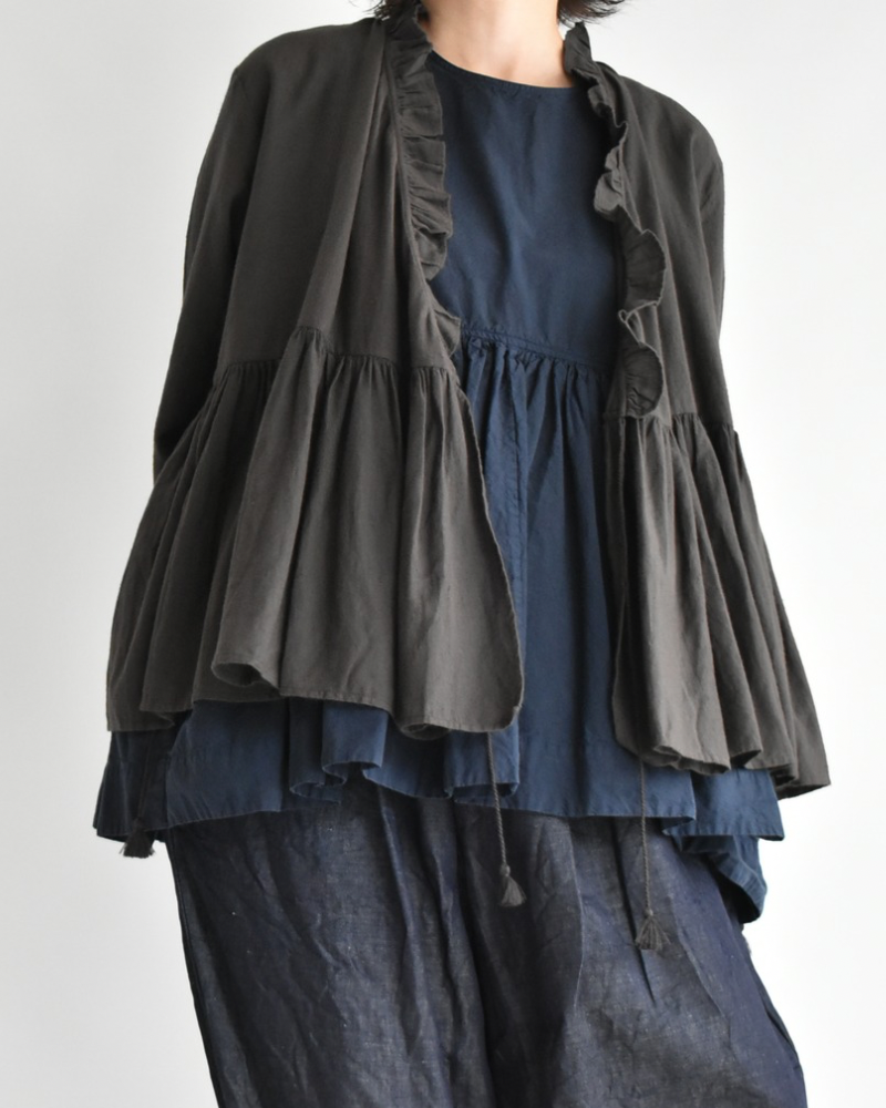 Twill Cotton Khadi Plain Frill Cache Coeur in Charcoal