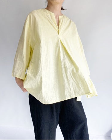 Comfortable tops in Yellow