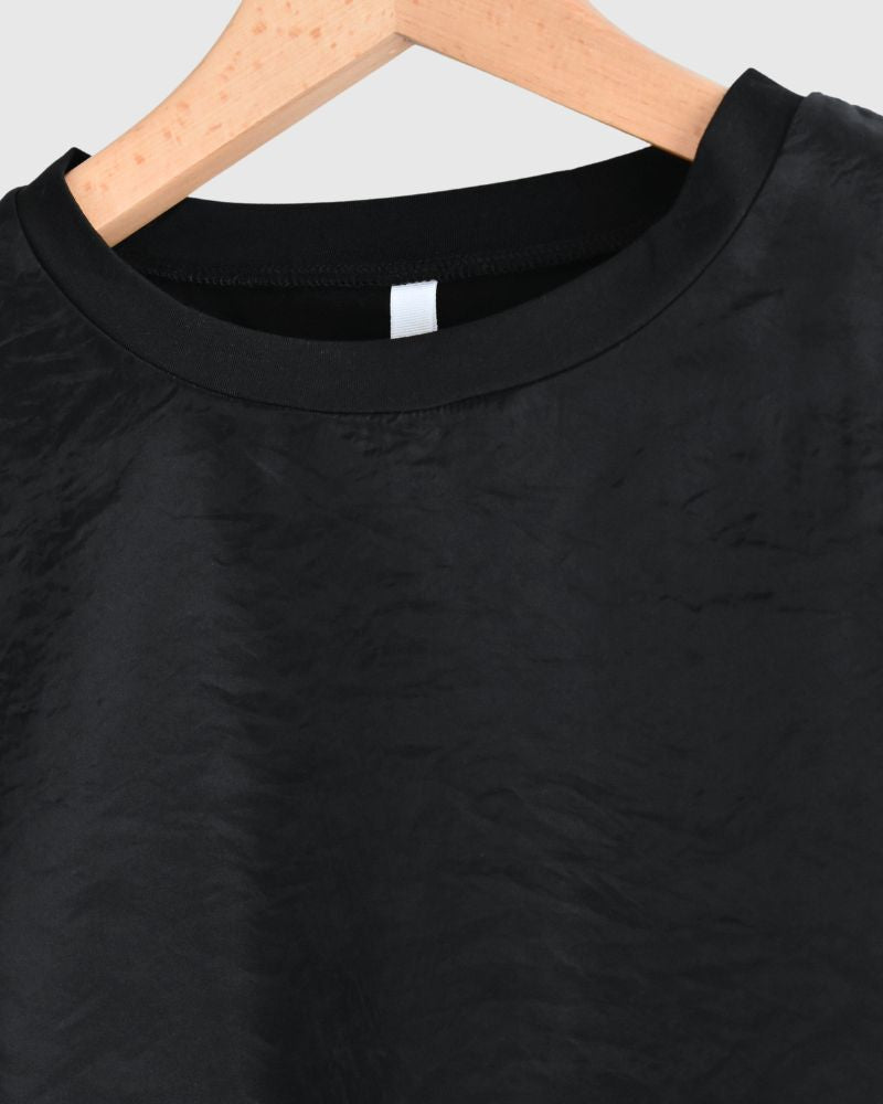 Layered Design Top 'SANE' in Black