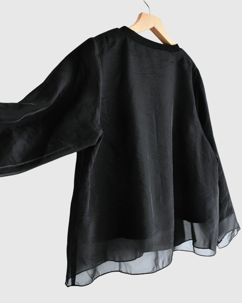 Layered Design Top 'SANE' in Black