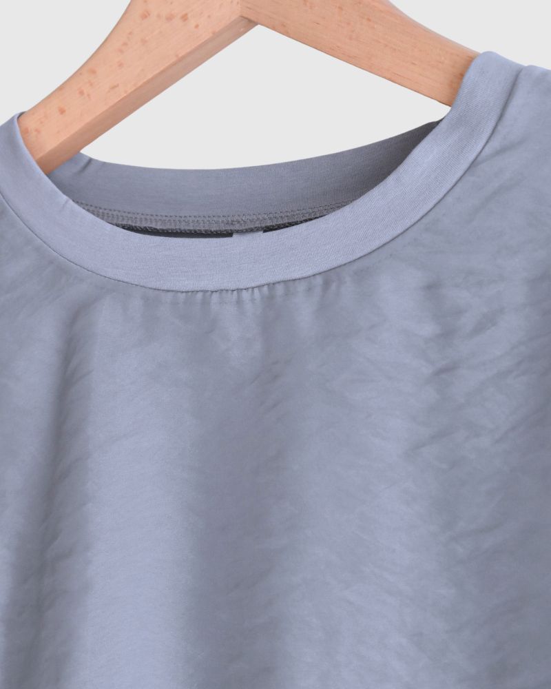 Layered Design Top 'SANE' in LightGray