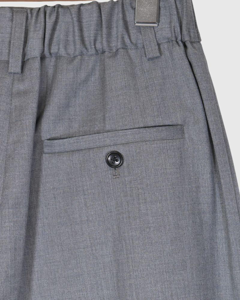 SAND-TRO Tucked Wide Pants in Gray