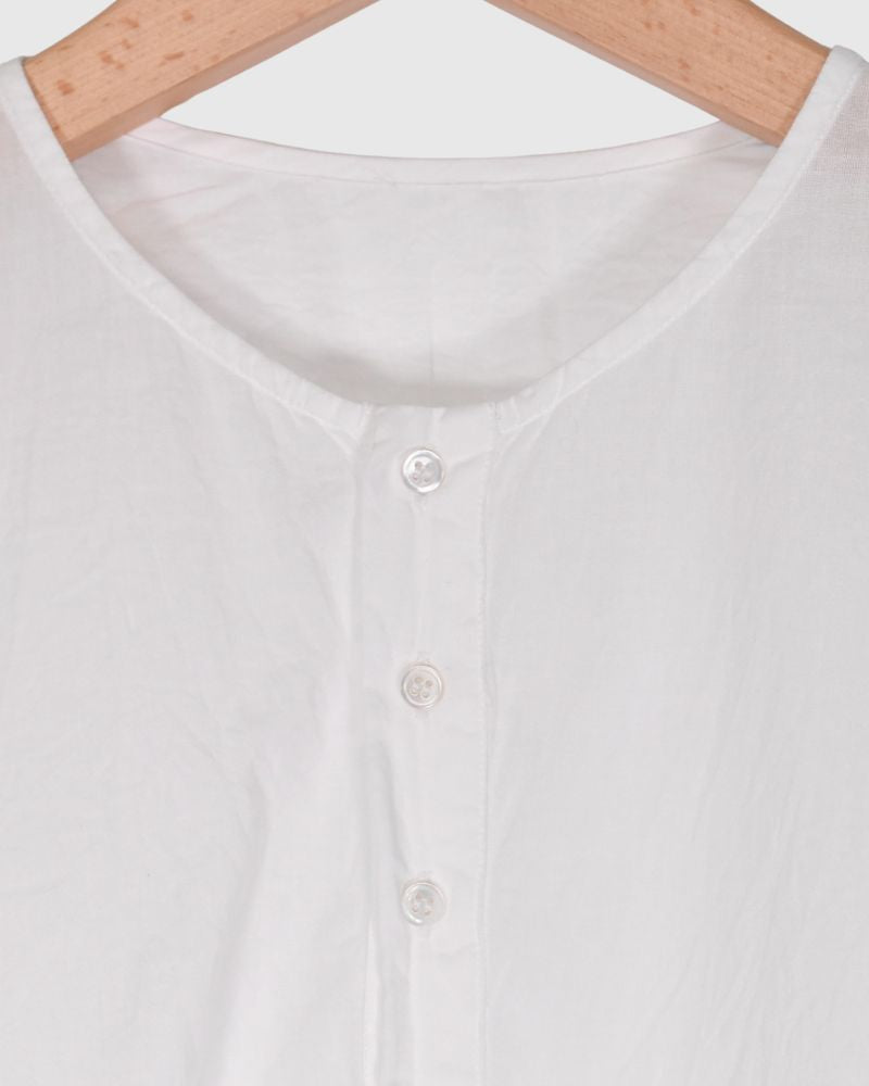 Side-Switching Shirt in White