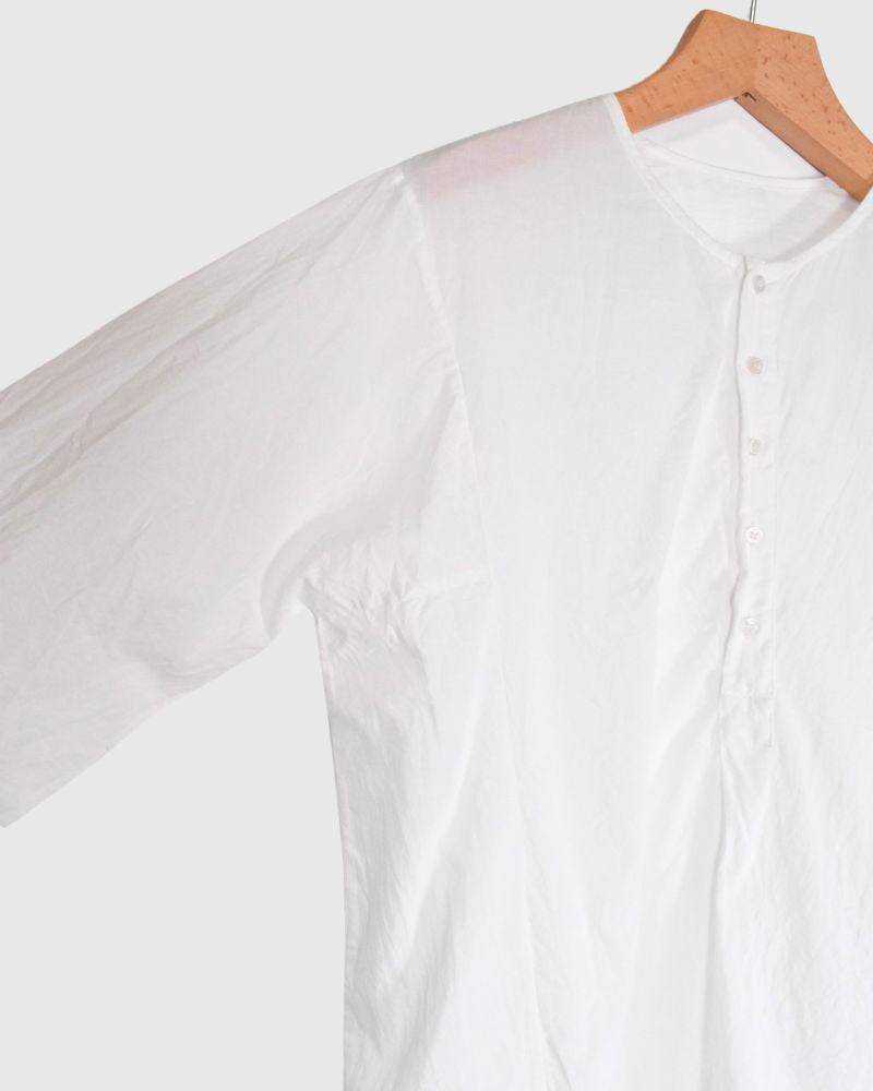 Side-Switching Shirt in White