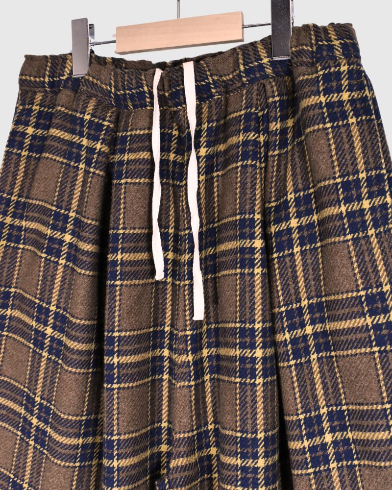 Warm Cotton Check Pants in Brown