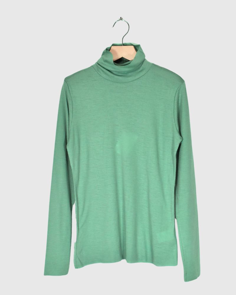 Slim fit high neck in Green