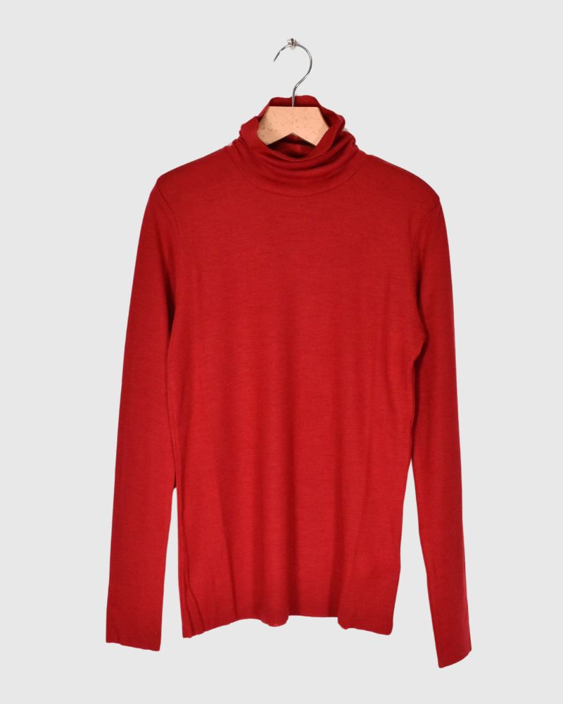 Slim fit high neck in Red