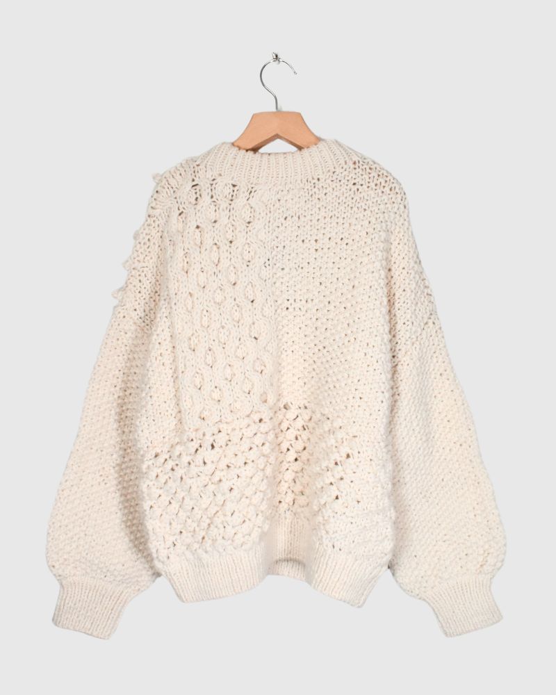 PERU Hand-Knit Pullover in White