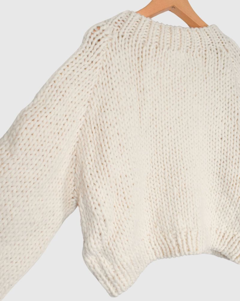 PERU Hand-Knit Short Cardigan in White