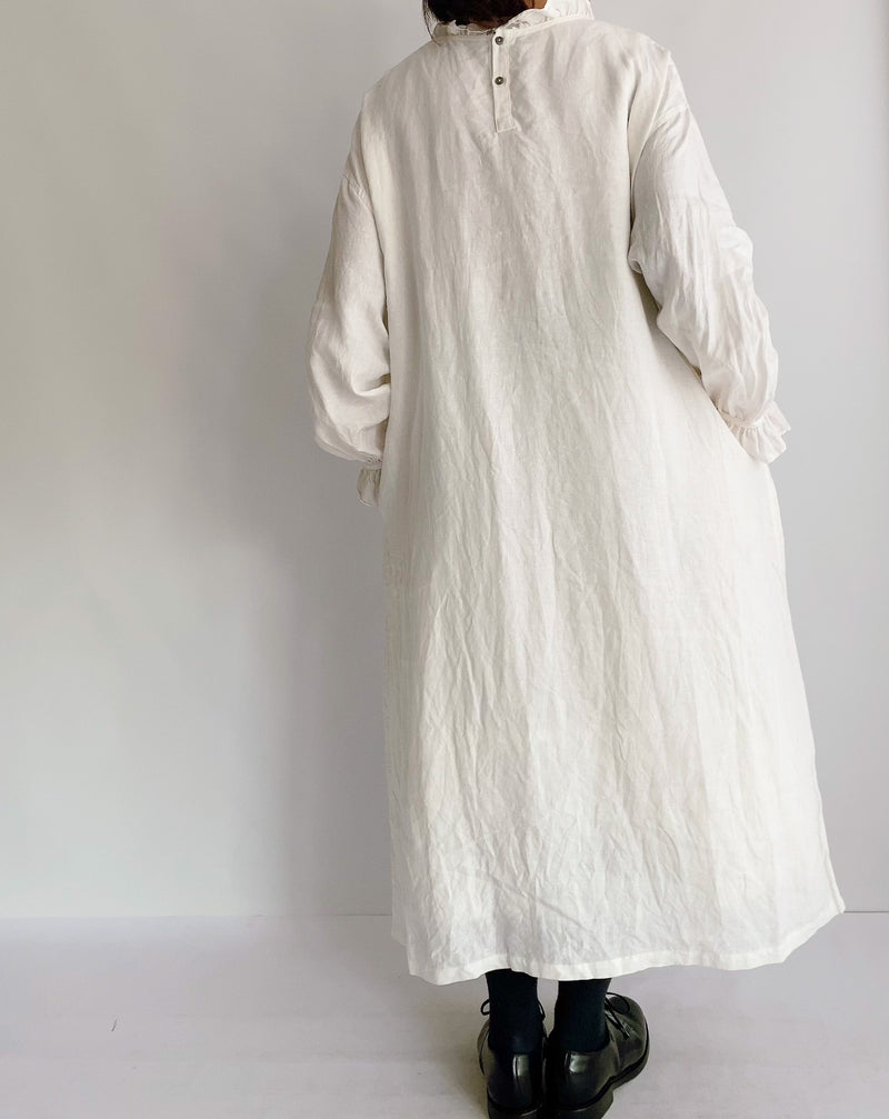Azumaki Linen Ruffle Dress